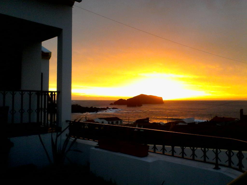 Casa Por Do Sol Villa Mosteiros  Eksteriør billede